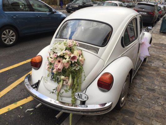 décoration voiture fleuriste pontoise